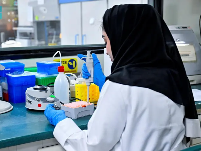 فريق طبي وبحثي بجامعة الملك سعود يكتشف طفرة جينية وراثية مسببة للالتهاب الكبدي الفيروسي 