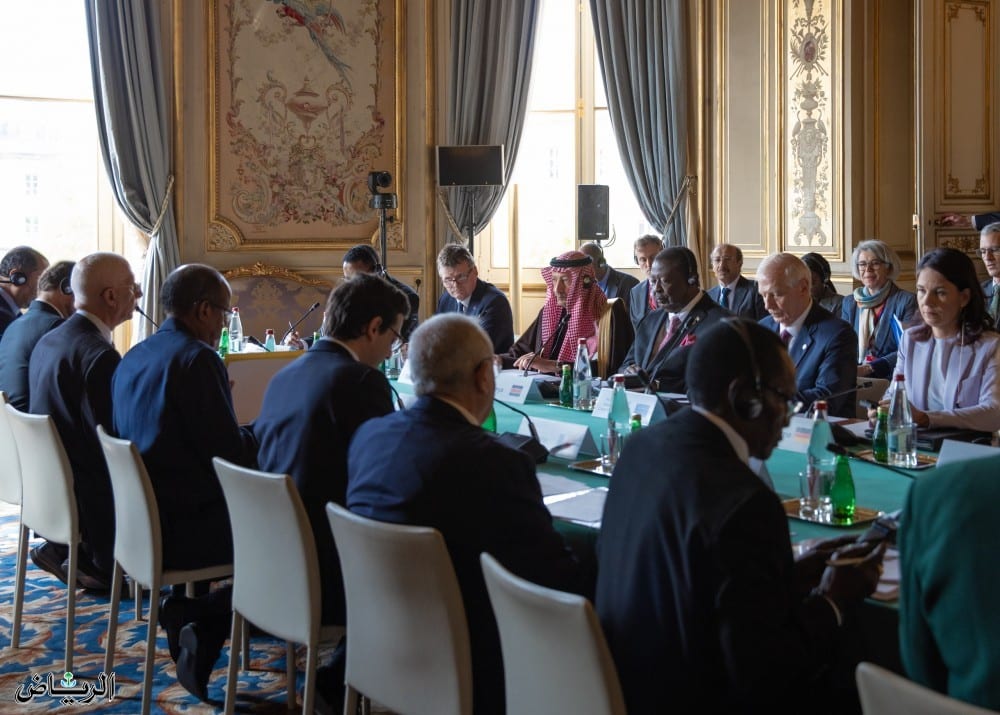 نيابةً عن سمو وزير الخارجية.. نائب وزير الخارجية يشارك في مؤتمر باريس حول السودان